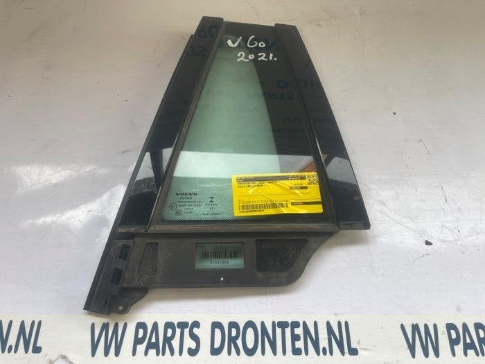 Driehoeks Ruit links-achter van een Volvo V60, Gebruikt, -, Verzenden, -