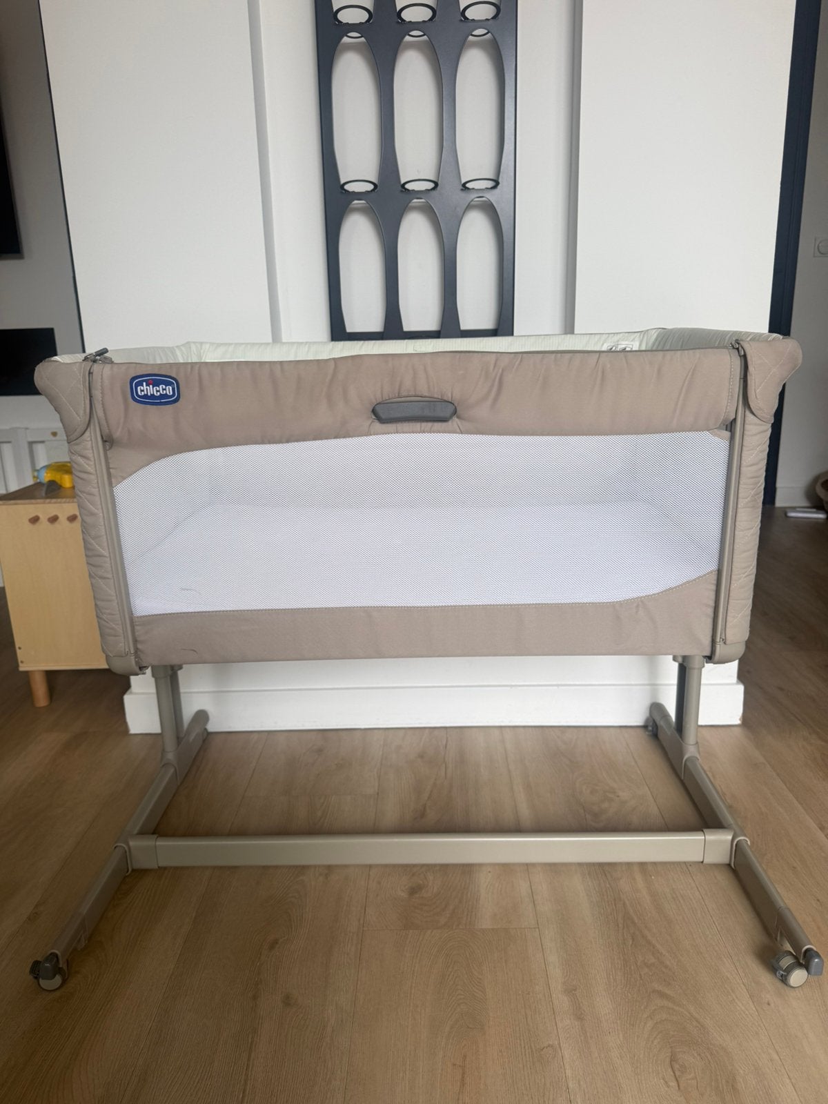 Chicco co-sleeper next2me magic beige, Kinderen en Baby's, Babywiegjes en Ledikanten, Ophalen, Zo goed als nieuw, Wieg
