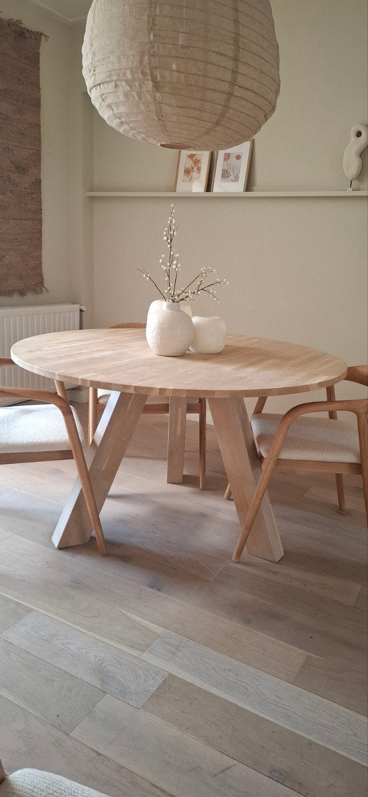 Ronde licht eiken eettafel Woood ø129 cm, Ophalen, Modern, Scandinavisch, Zo goed als nieuw, Vier personen