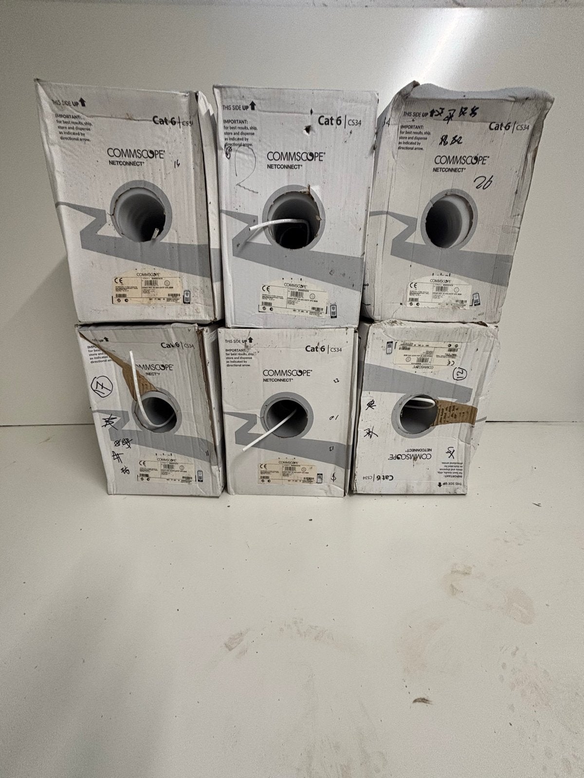 Commscope Netconnect Cat 6 UTP kabel - 6 rollen van 305m, Computers en Software, Ophalen, Zo goed als nieuw