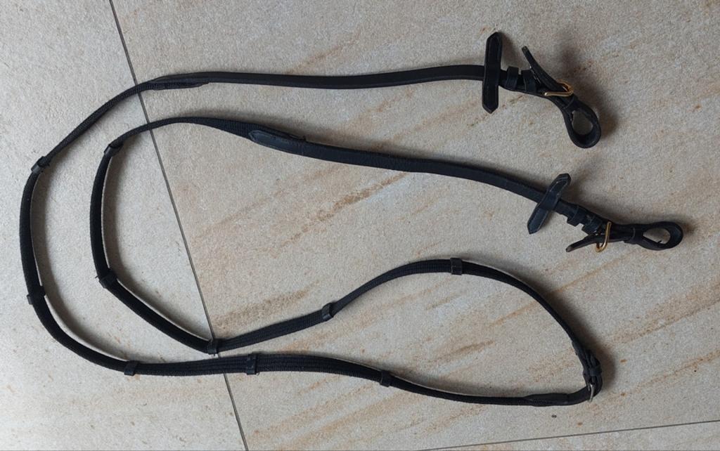Springteugels, leer met textiel, zwart, 130 cm, zgan!, Dieren en Toebehoren, Paarden en Pony's | Hoofdstellen en Tuigage, Ophalen of Verzenden