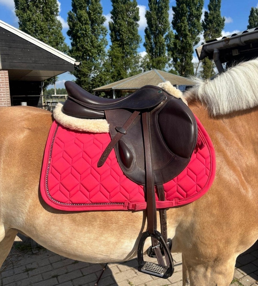 Arena monoflap spring/eventing zadel 17,5 inch, Dieren en Toebehoren, Ophalen, L (17.5 inch), Middel, Middeldiepe zit