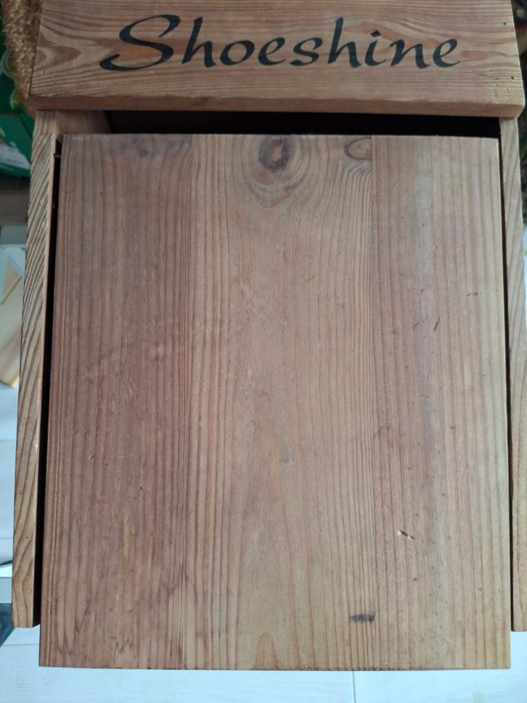 Vintage houten schoenpoetsdoos met 'Shoeshine' opdruk, Minder dan 50 cm, Gebruikt, Grenenhout, Minder dan 50 cm