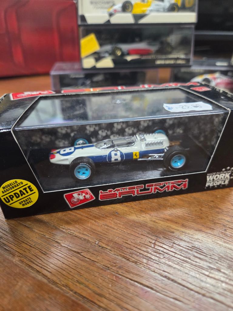 Lotje raceauto's formule auto's Minichamps, Brumm, Hobby en Vrije tijd, Modelauto's | 1:43, Zo goed als nieuw, Auto, MiniChamps