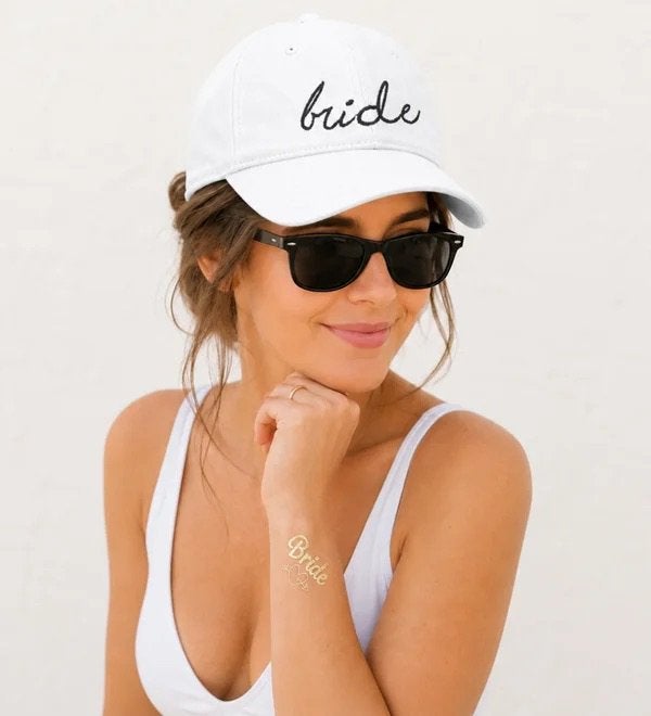 Bride to Be set met cap, zonbebril en tatoeage, Wit, Nieuw, Ophalen of Verzenden, Accessoires