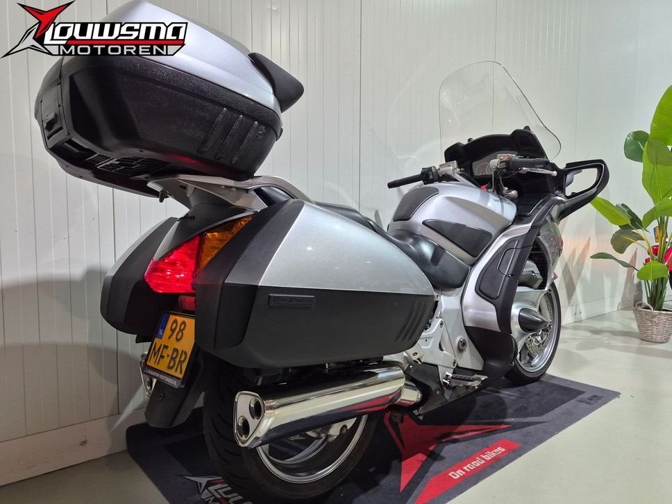 Topstaat HONDA ST 1300 PAN EUROPEAN |NL MOTOR | Garantie, HONDA, 4 cilinders, Motorrijbewijs A, Bedrijf
