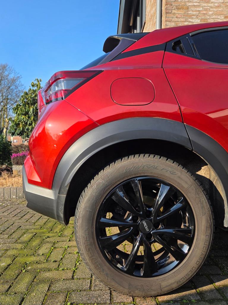 Set velgen + winterbanden Nissan Juke, Auto-onderdelen, Banden en Velgen, Ophalen, 215 mm, Banden en Velgen, 17 inch