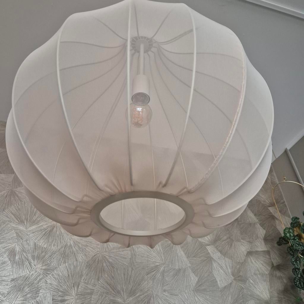 Mooie zandkleurige Japandi stijl lamp, Ophalen, Japandi, 50 tot 75 cm, Zo goed als nieuw