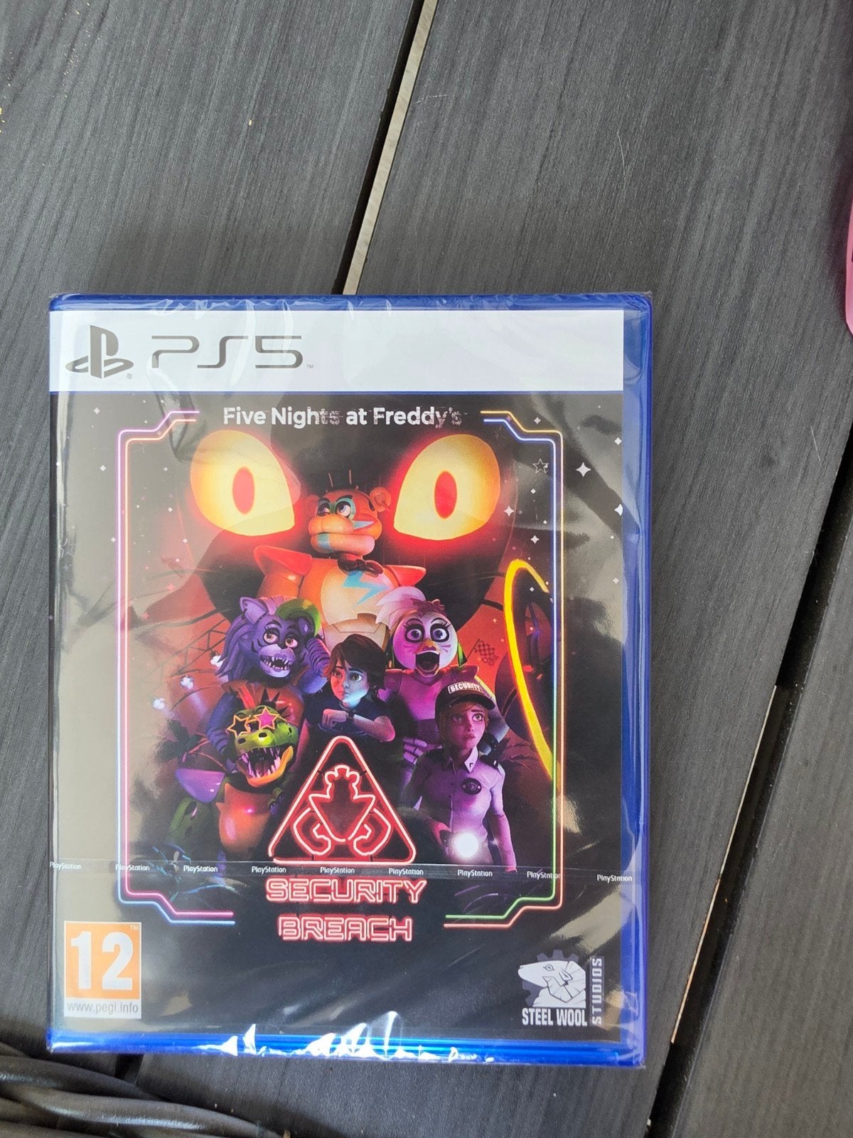 Five Nights at Freddy's: Security Breach PS5, Ophalen