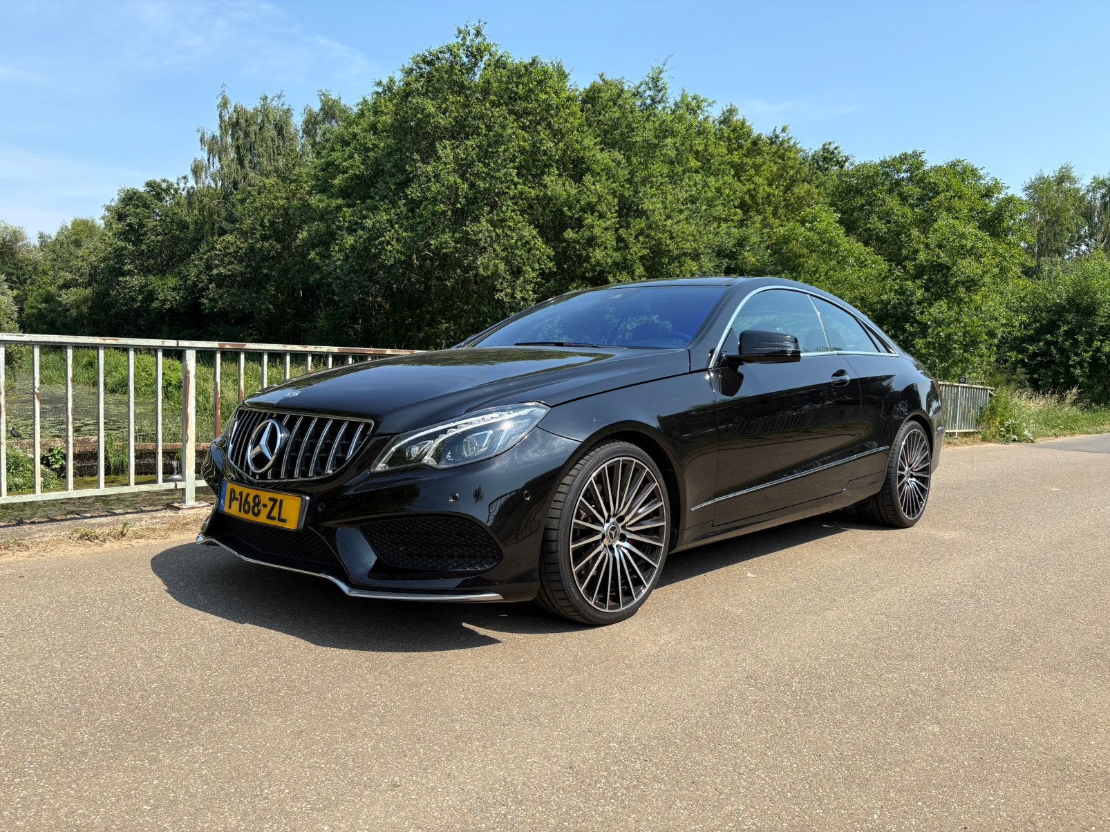 Mercedes E250 Coupé 211PK | Pano | Memory | Kleppenuitlaat, Auto's, Mercedes-Benz, Particulier, E-Klasse, Benzine, C, Coupé, Automaat
