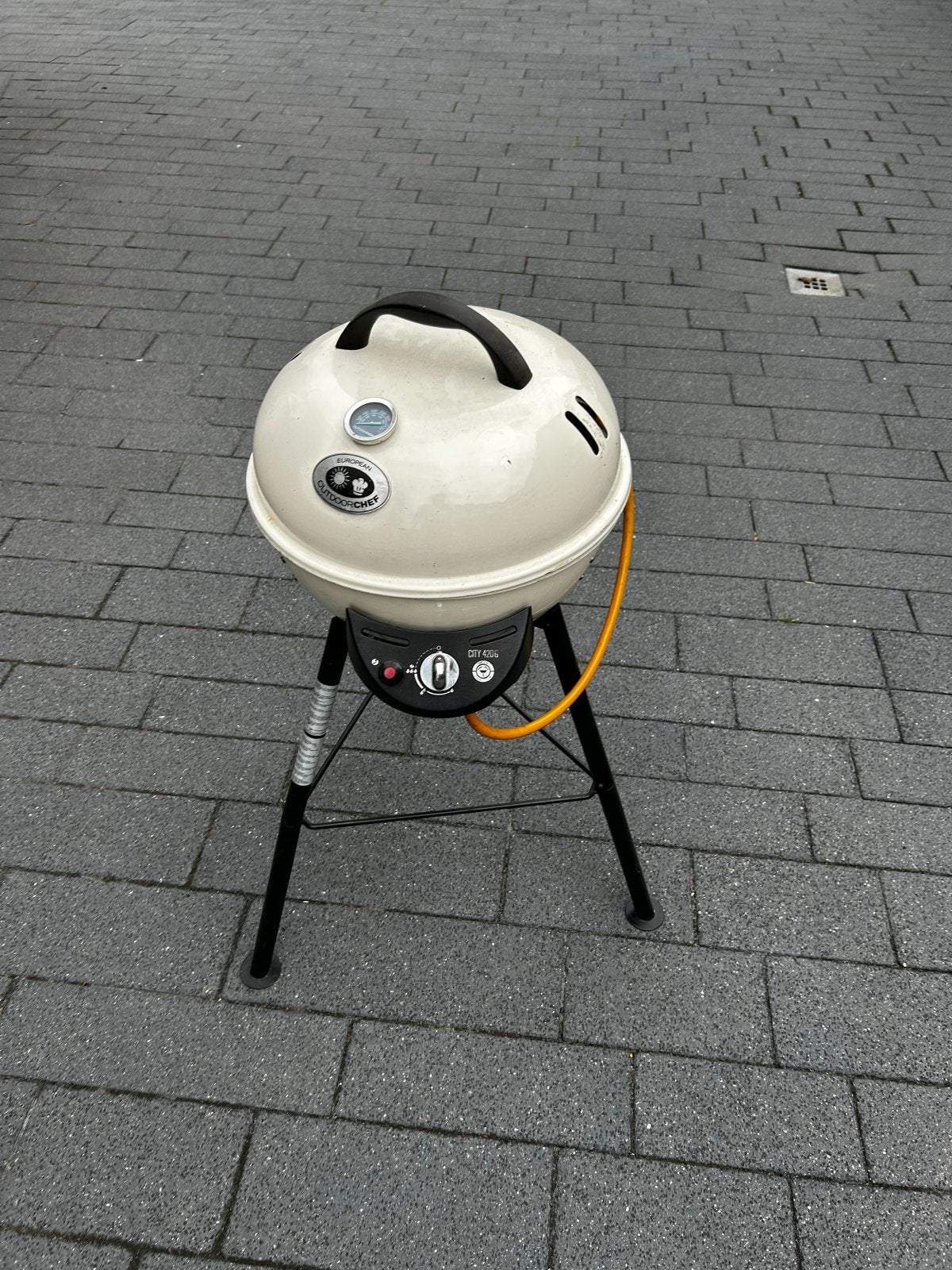 Compacte Outdoorchef City 420 G gasbarbecue, Ophalen, Gebruikt