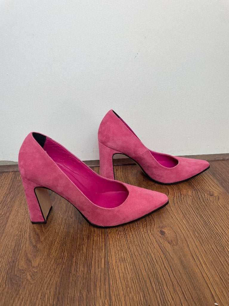 Notre-V roze pumps blokhak punt suede  maat 39, Klantenservice@omoda.nl, Notre-V, Pumps, Ruigendijkweg 1, 4301 RX Zierikzee, Nederland