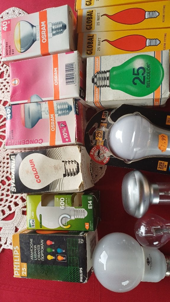Diverse gloeilampen: wit, gekleurd, E27 & E14, Gloeilamp, Nieuw, Warm wit, 10 tot 30 watt