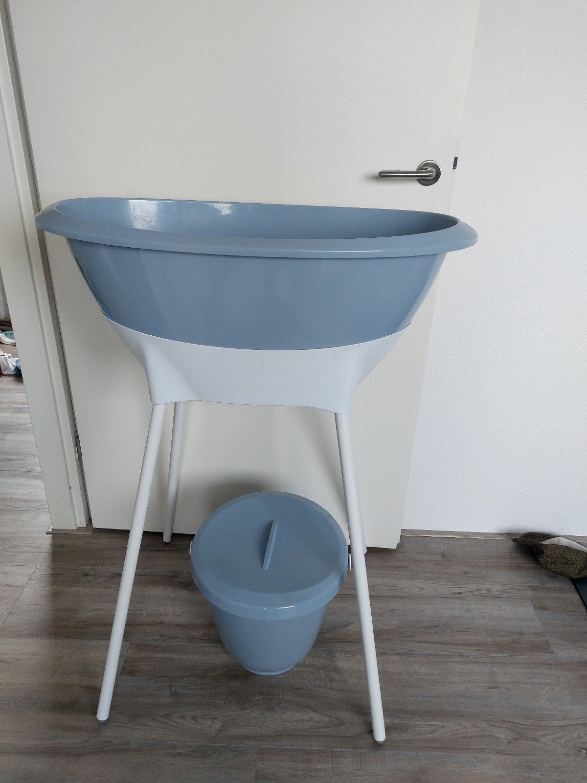 Babybadje, zitje en tummy tub, Kinderen en Baby's, Badjes en Verzorging, Ophalen, Zo goed als nieuw, Tummy Tub