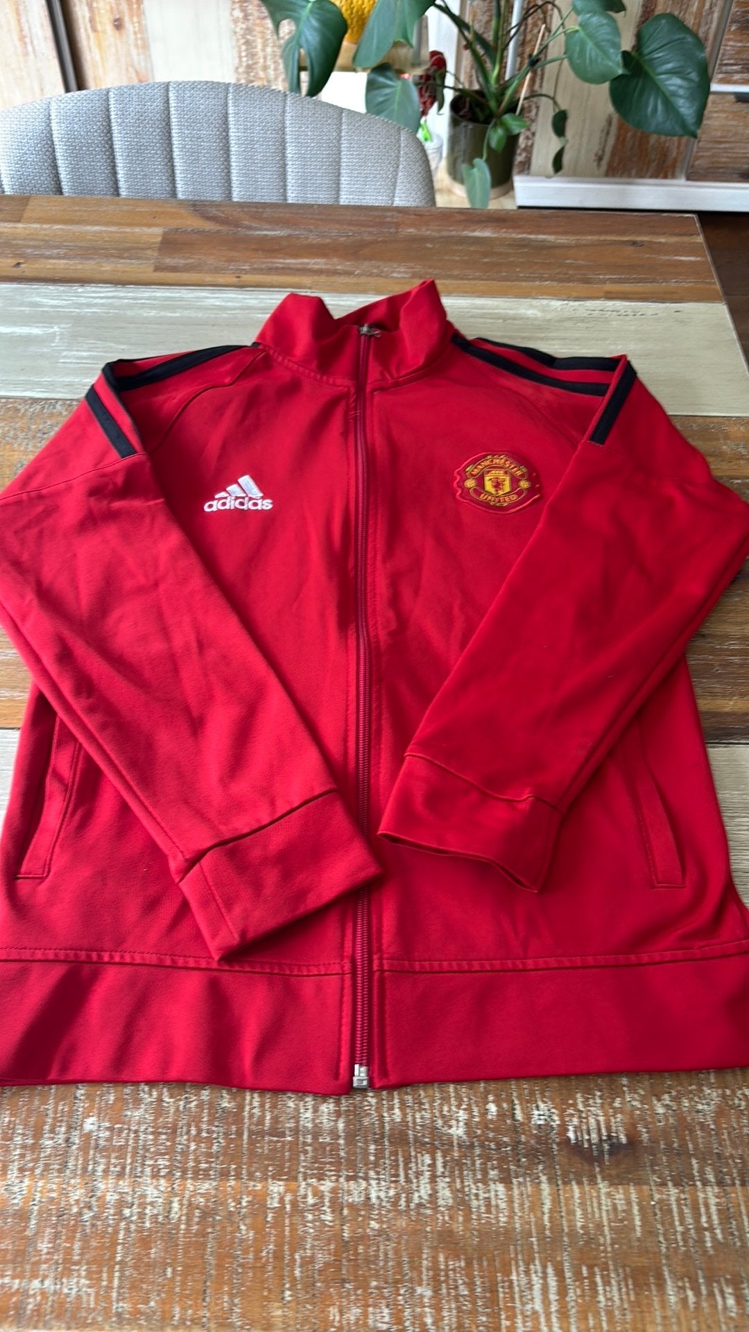 Manchester United Adidas vest mt 152/158, Ophalen of Verzenden, Gebruikt, Jongen, Trui of Vest