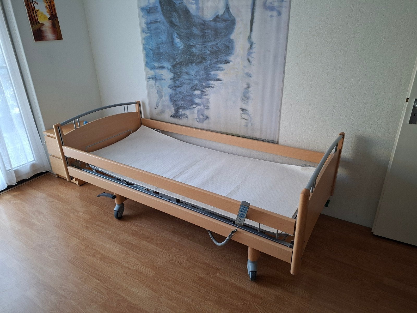 Mooi Elektrisch Hoog-Laag Thuiszorgbed, Verstelbaar, Eenpersoons, Ophalen of Verzenden, Zo goed als nieuw