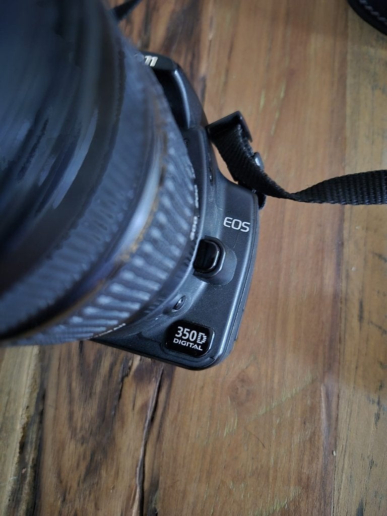 Canon EOS 350D met Tamron 28-300mm lens en accessoires, 8 megapixels, Gebruikt, Spiegelreflex, Canon