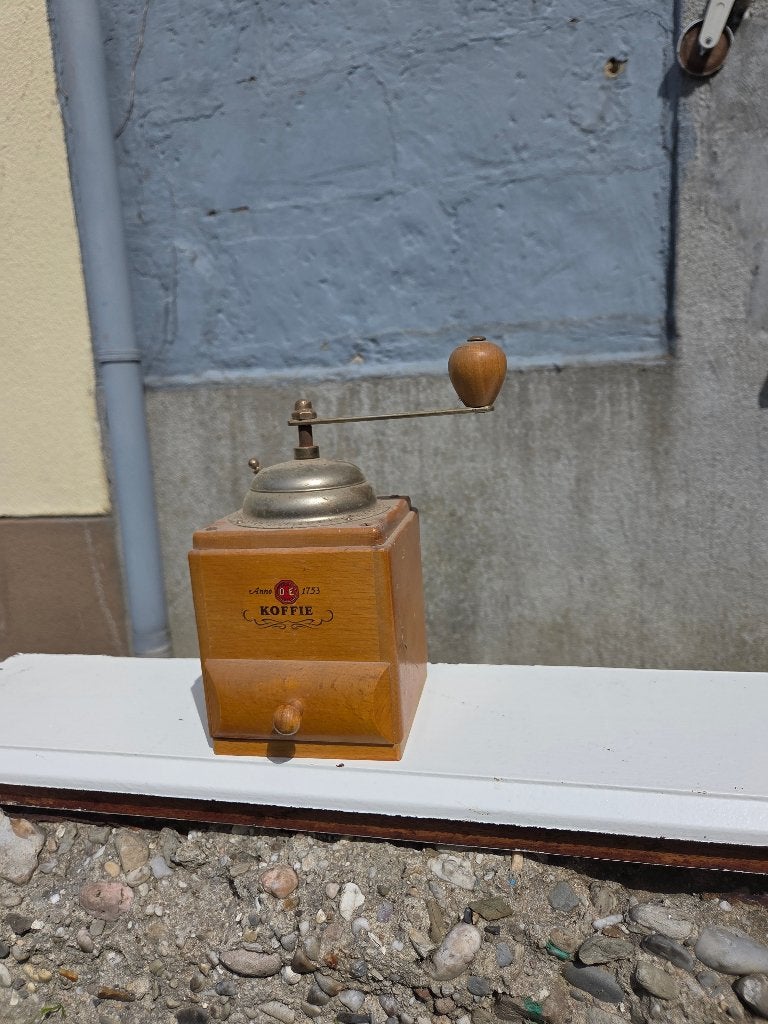 Douwe Egberts vintage koffiemolen handmolen, Verzenden
