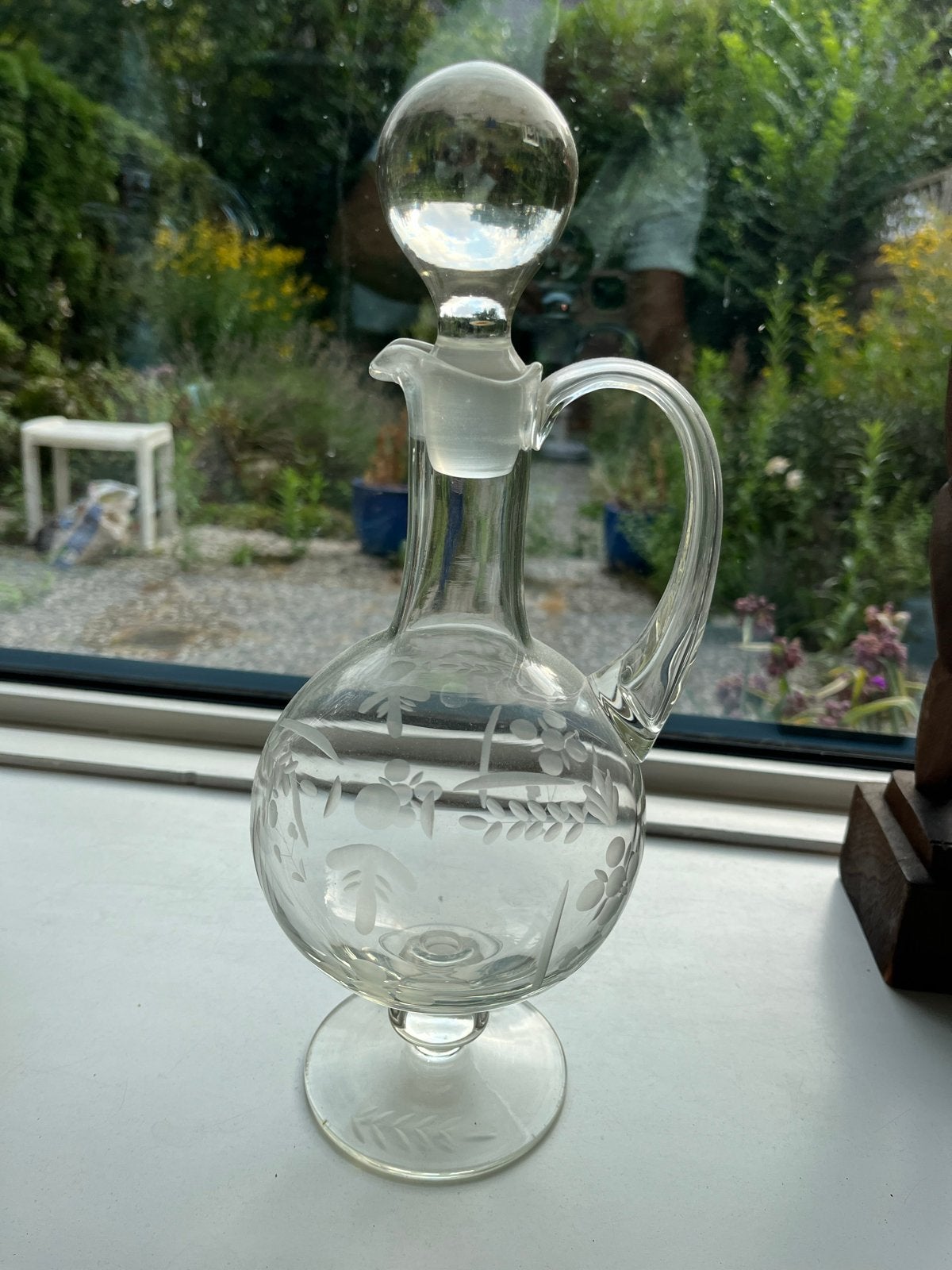 Antieke glazen karaf met bloemmotief, Antiek en Kunst, Antiek | Glas en Kristal, Ophalen of Verzenden