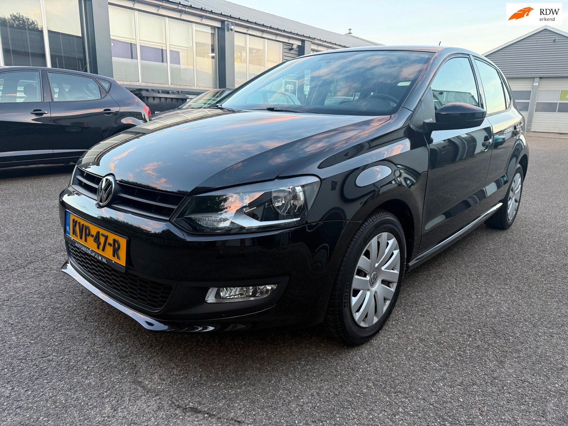Volkswagen POLO 1.2-12V Trendline Airco 5Deurs 122155 KM, Voorwielaandrijving, Gebruikt, Zwart, 1198 cc