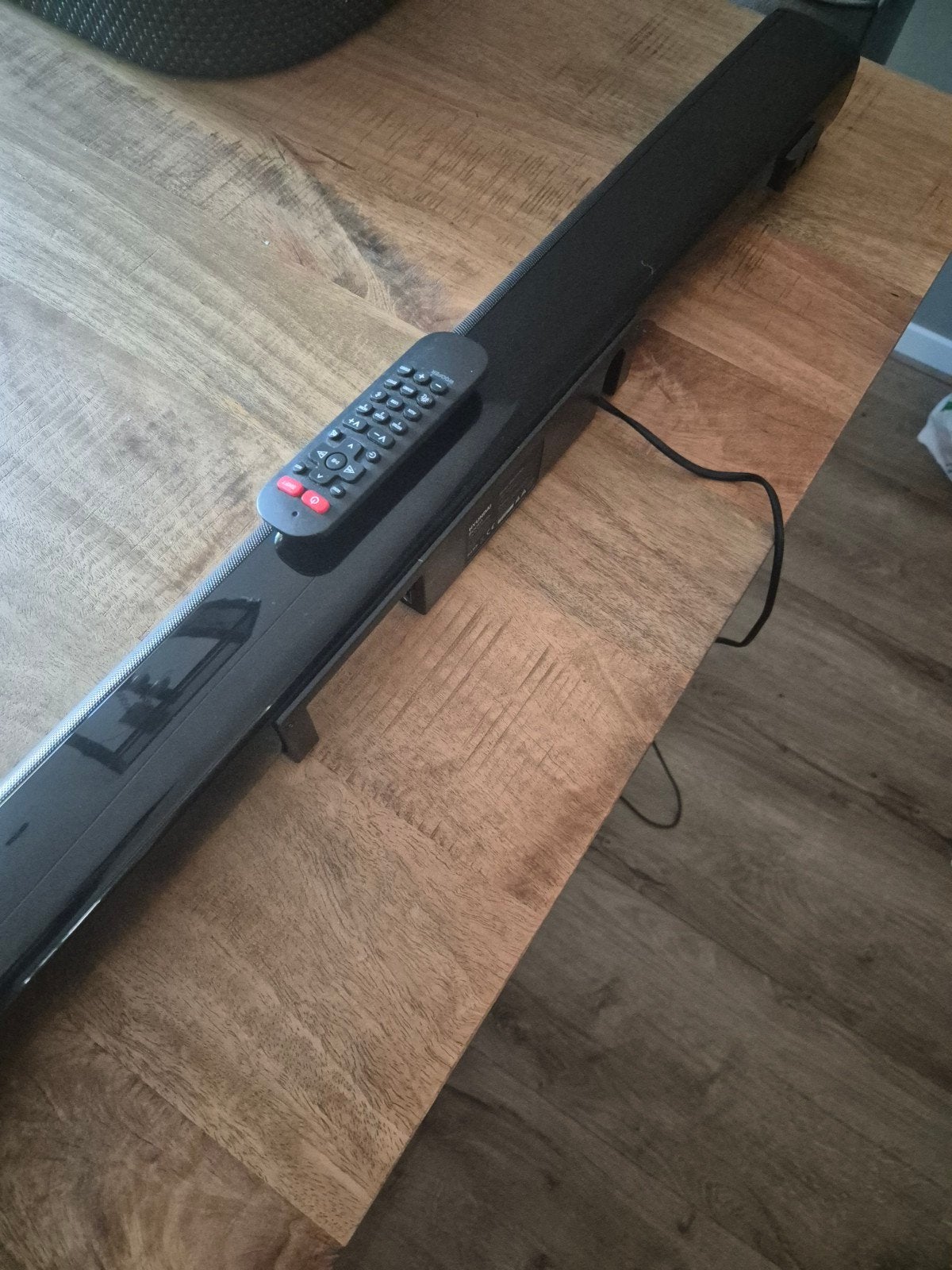 Hyundai Boom 2.0CH Soundbar HHE271901 met afstandsbediening, Ophalen, Gebruikt