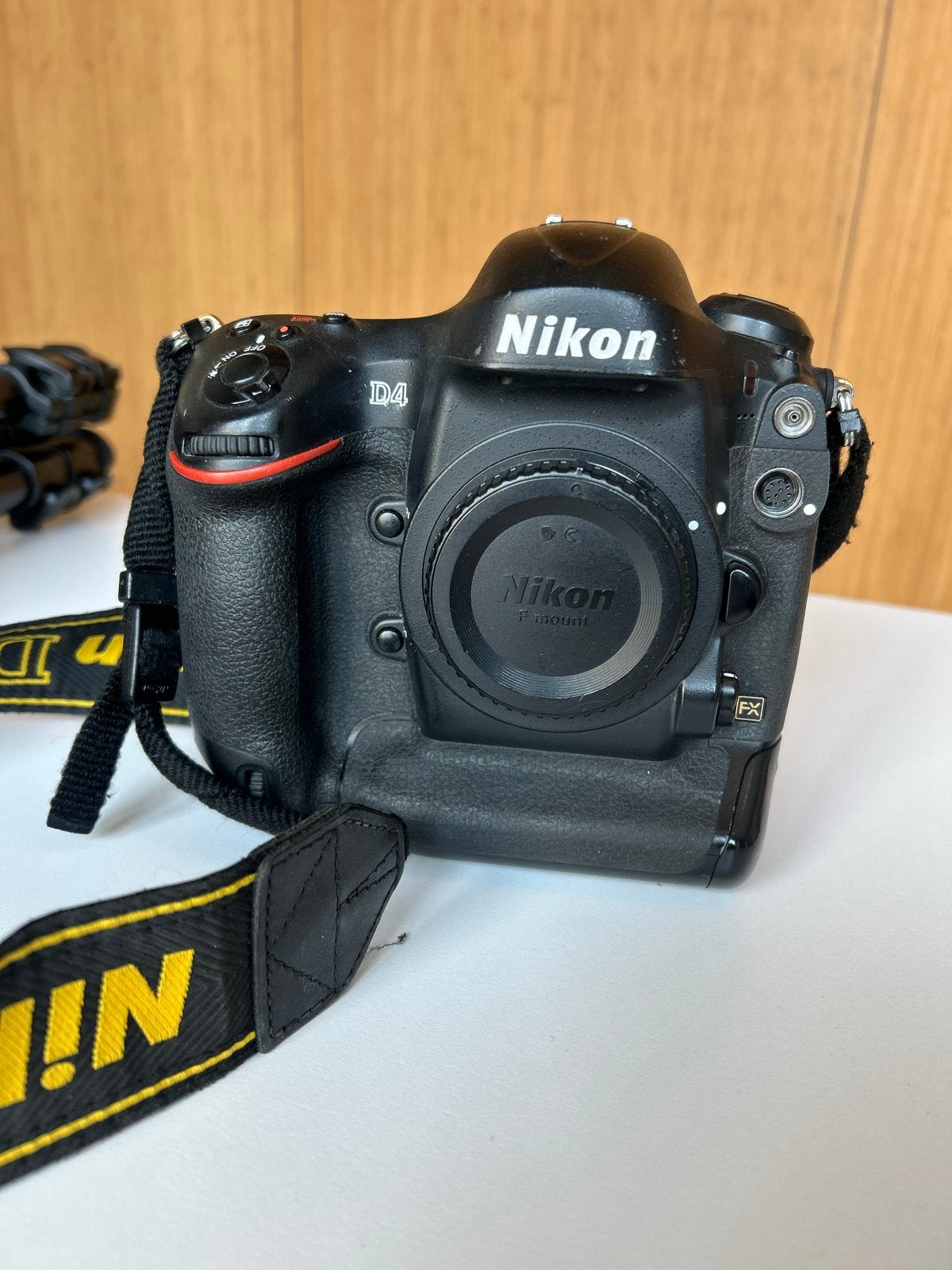 Nikon D4 spiegelreflexcamera - Professionele kwaliteit, Audio, Tv en Foto, Fotocamera's Digitaal, Gebruikt, Spiegelreflex, Ophalen of Verzenden
