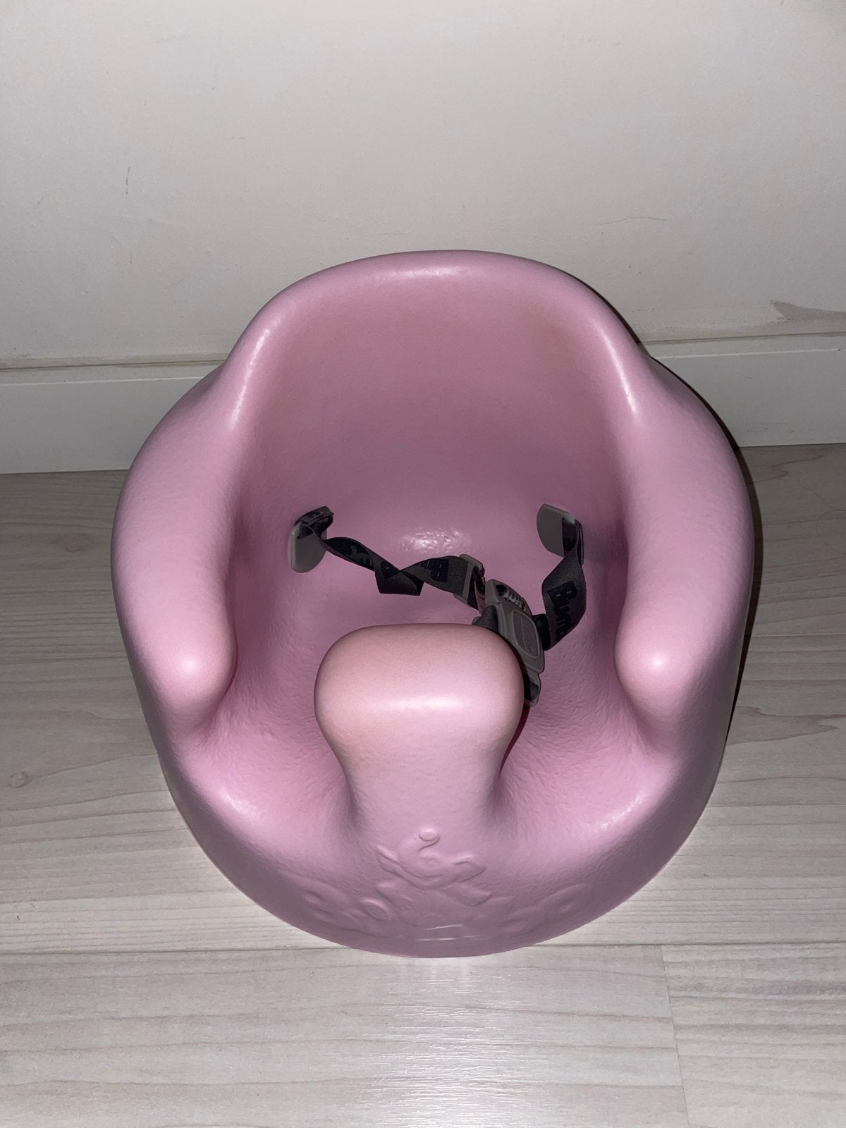 Bumbo stoeltje - Nog in prima staat, Ophalen, Zo goed als nieuw, Overige typen, Gordel(s)