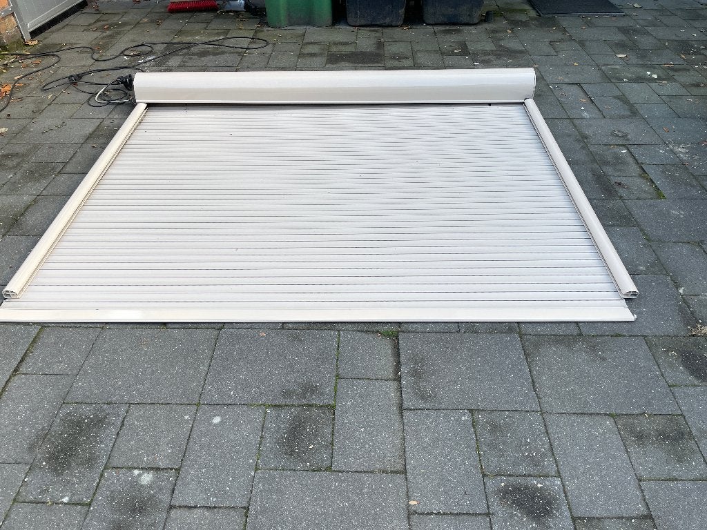 zgan creme/beige electrisch rolluik br 2.25 x 1.73,5 hoog, Ophalen, Crème of Beige, Zo goed als nieuw, 200 cm of meer