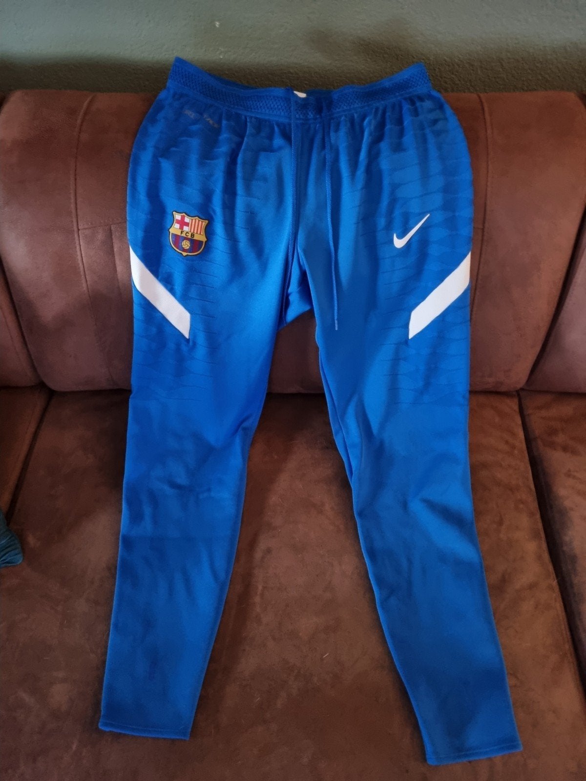 Nike FC Barcelona trainingsbroek - Maat M, Ophalen of Verzenden, Zo goed als nieuw, Blauw, Voetbal
