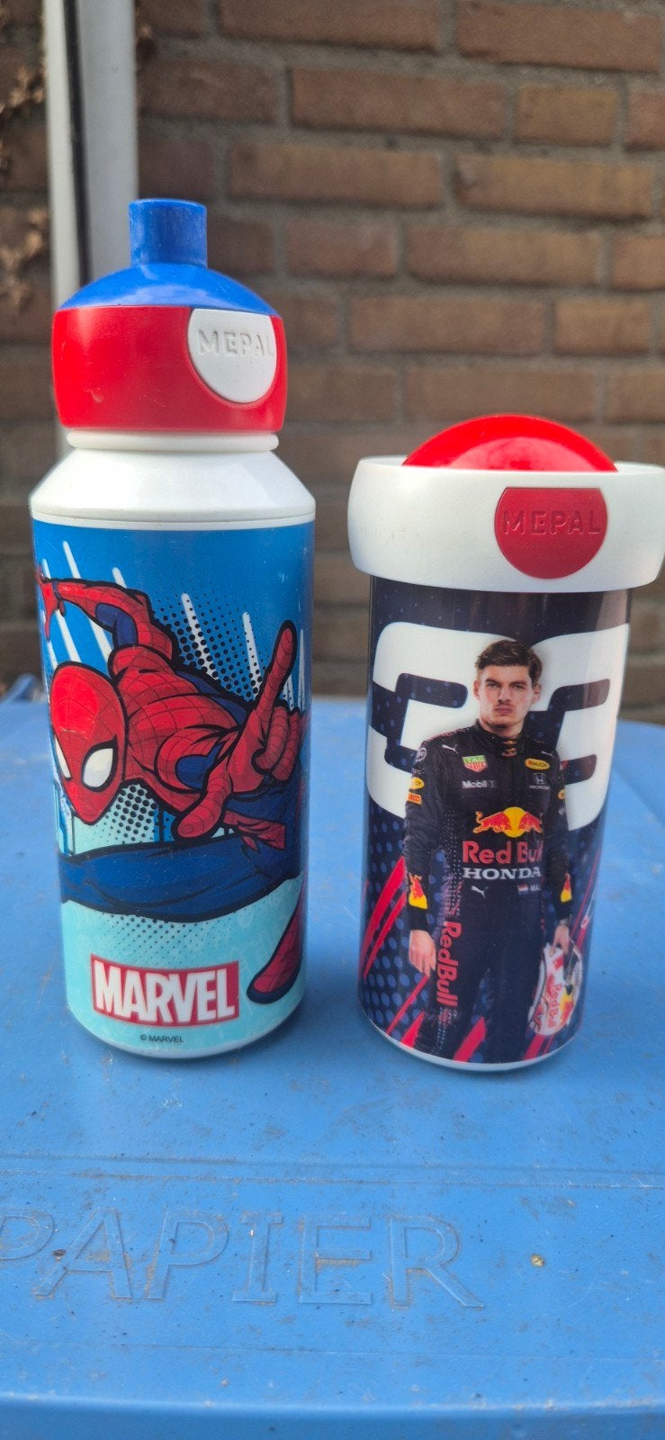 Gratis 2 Mepal bekers: Spiderman en Max Verstappen, Ophalen, Gebruikt