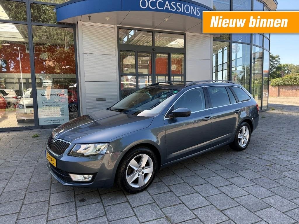 Skoda OCTAVIA 1.2 TSI GRT AMBITION-LMV-AIRCO-NAVI-CRUISE-NIE, Auto's, Voorwielaandrijving, Gebruikt, 4 cilinders, Met garantie (alle)