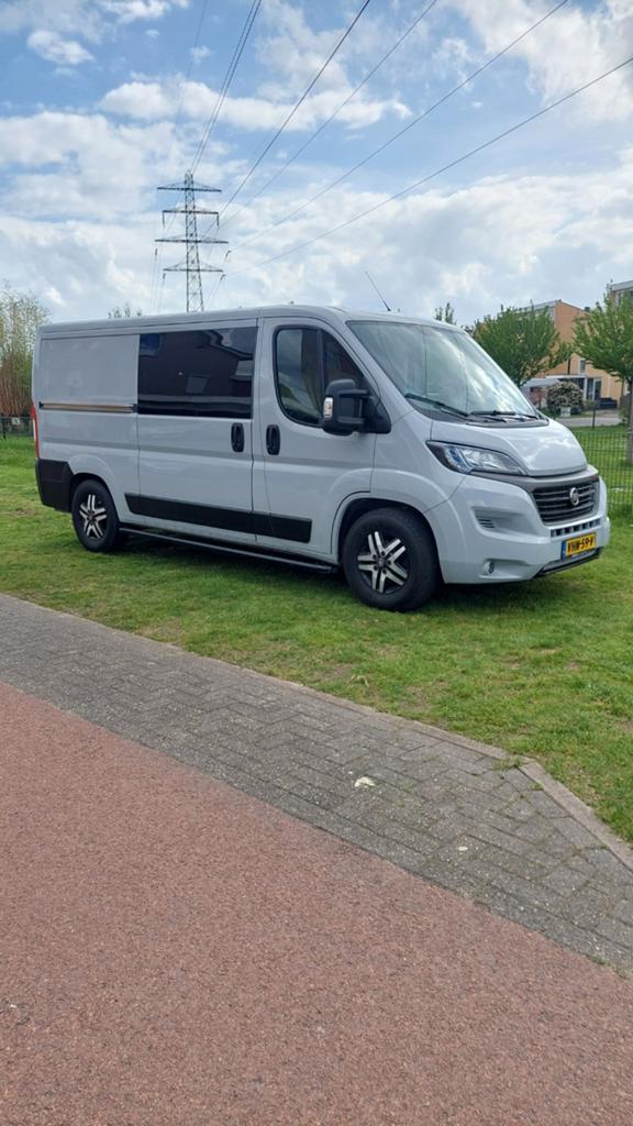 DUCATO DUBBEL CABINE #180PK#9 TRAPS AUTOMAAT#LEER#BJ2020, Auto's, Bestelauto's, 3000 kg, Bedrijf, Diesel, 6 stoelen