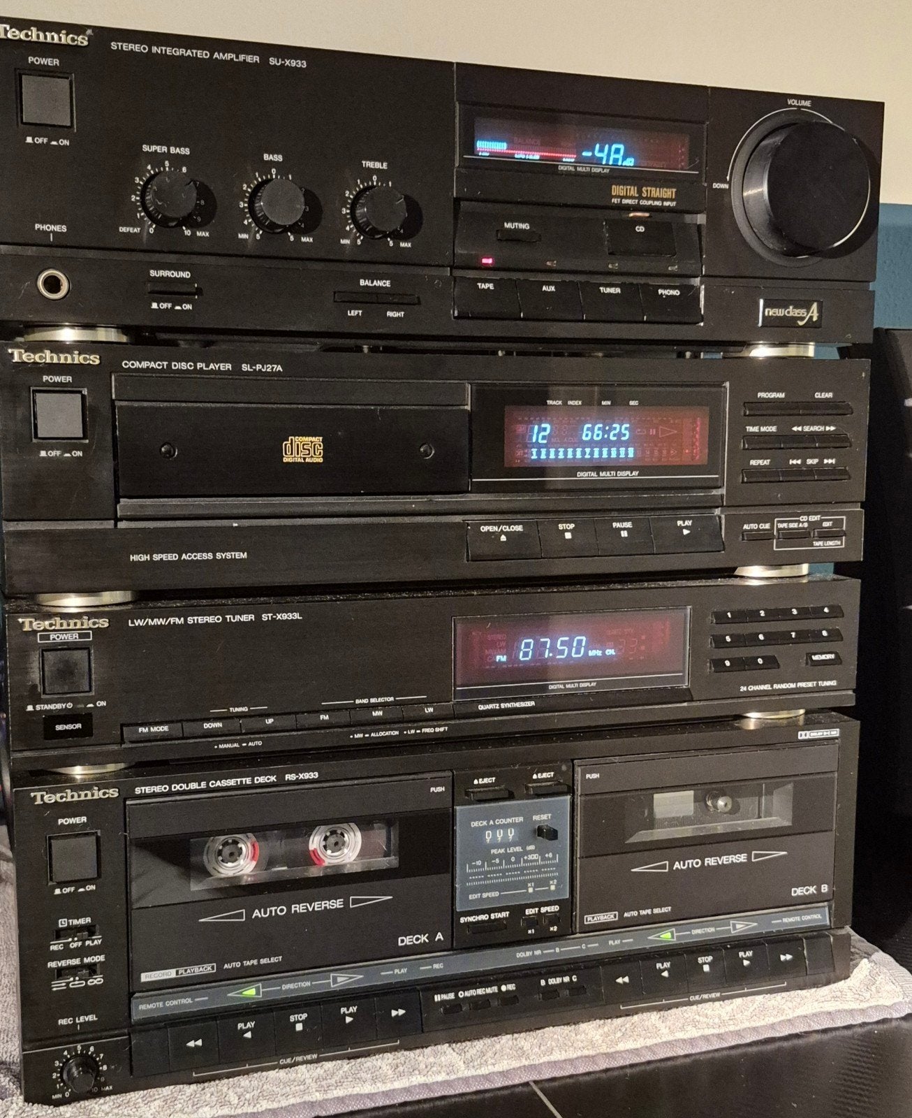 Technics Stereo toren X933, Overige merken, Losse componenten, Ophalen of Verzenden, Cassettedeck