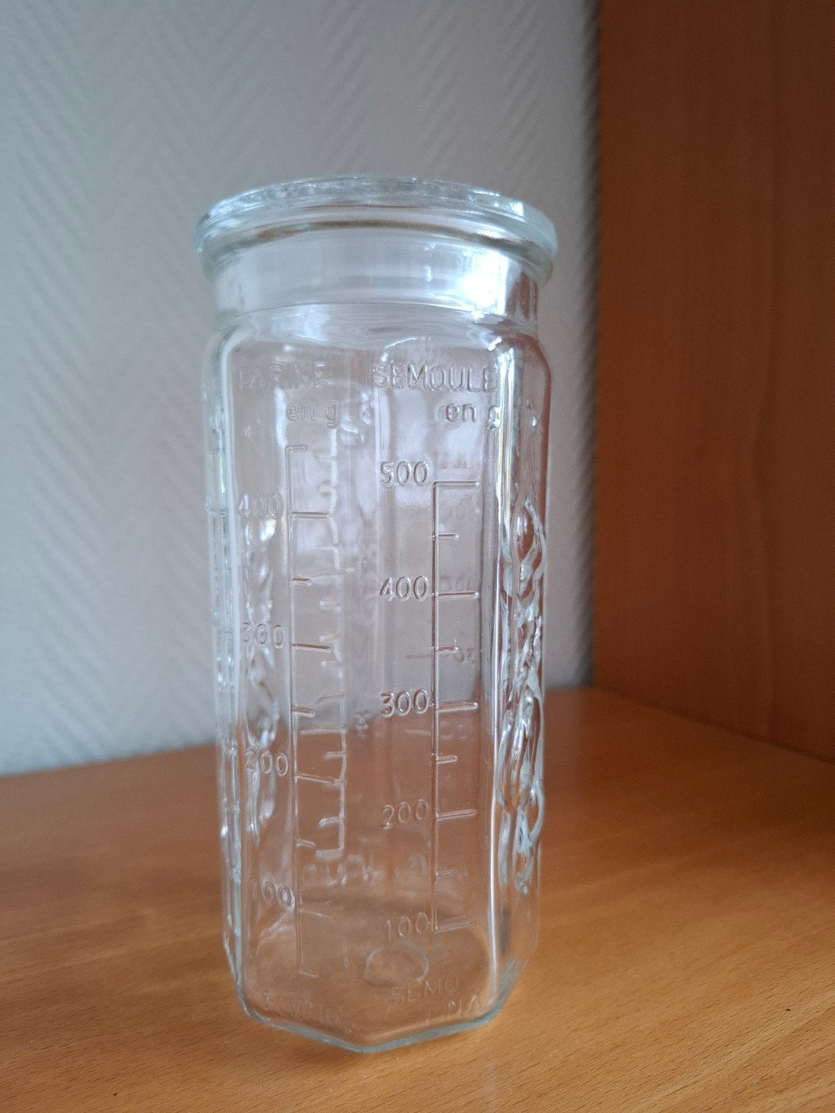 Franse vintage maatbeker/doseer-, voorraadpot. H20 x ∅9.5cm, Huis en Inrichting, Ophalen of Verzenden, Zo goed als nieuw, Glas