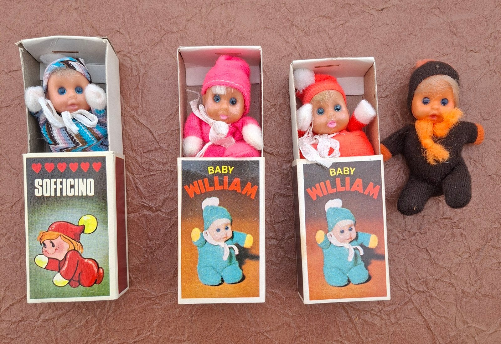 Vintage miniatuur popjes in luciferdoosje, Antiek en Kunst, Ophalen
