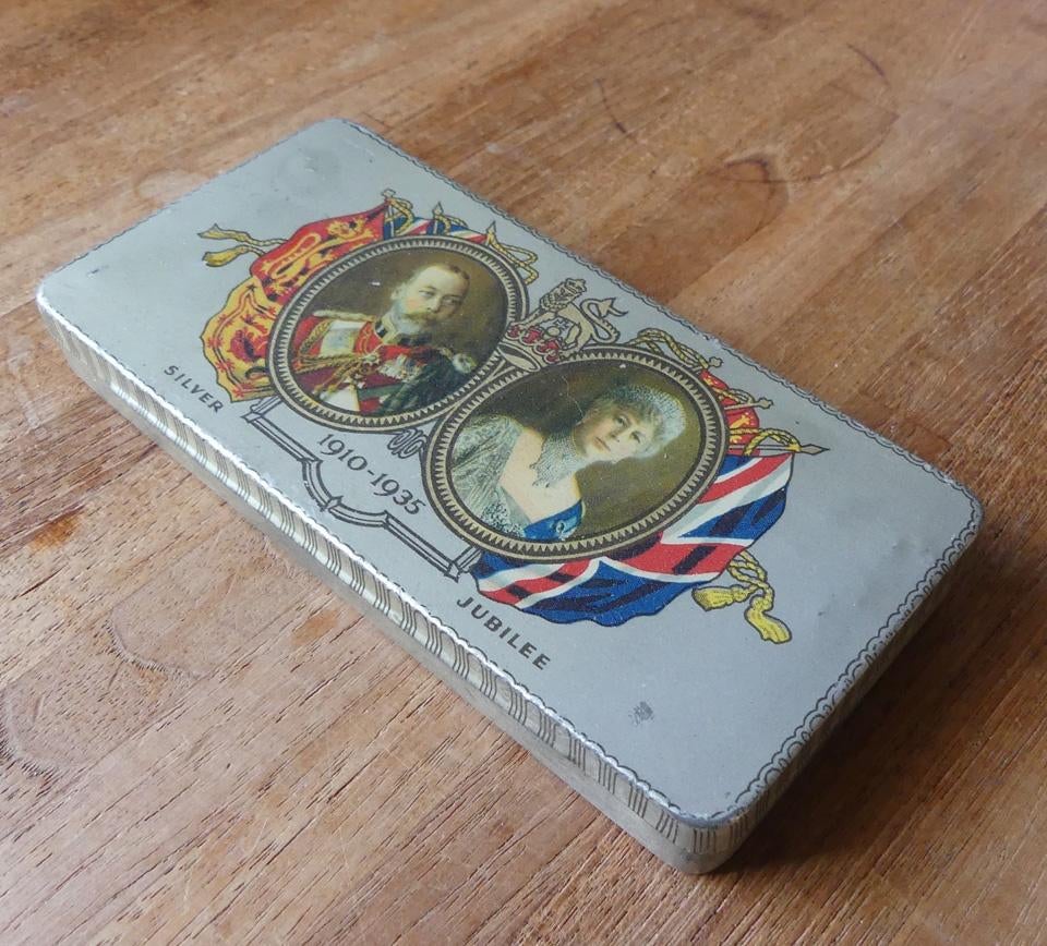 George V Mary silver jubilee blik Cadbury chocolade blikje, Ophalen of Verzenden, Gebruikt, Buitenland, Overige typen