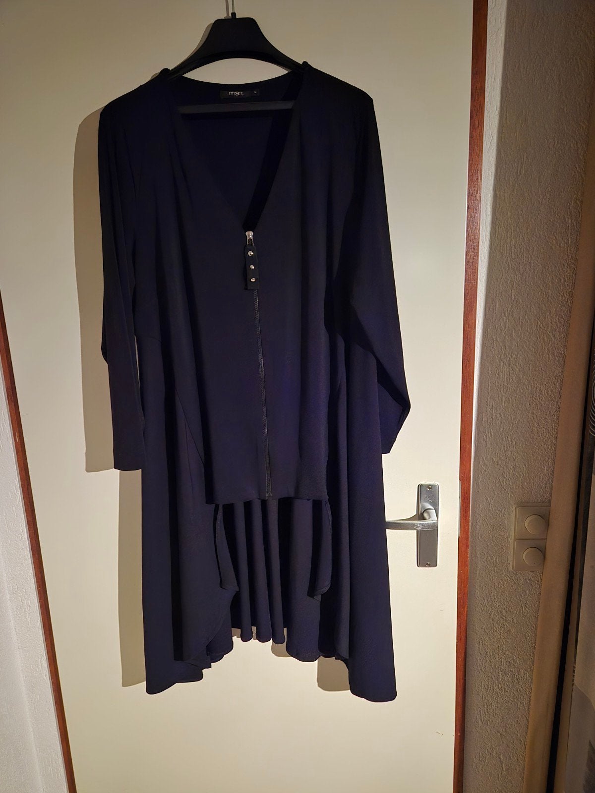 21) vest merk mat maat L kleur zwart, Mat, Zwart, Trui of Vest, Ophalen of Verzenden