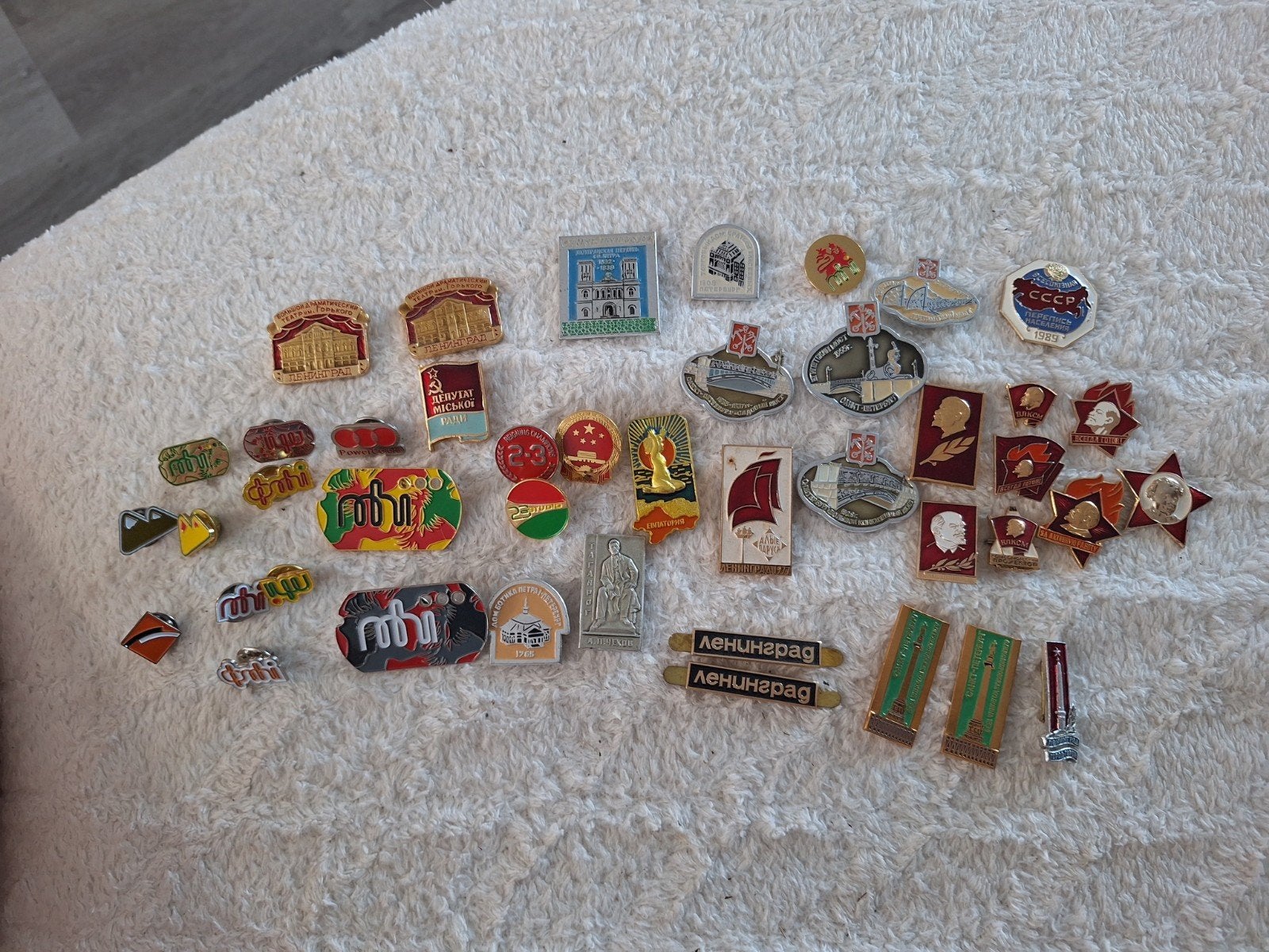 Grote collectie vintage pins en speldjes, Verzamelen, Ophalen of Verzenden, Gebruikt, Overige onderwerpen, Speldje of Pin