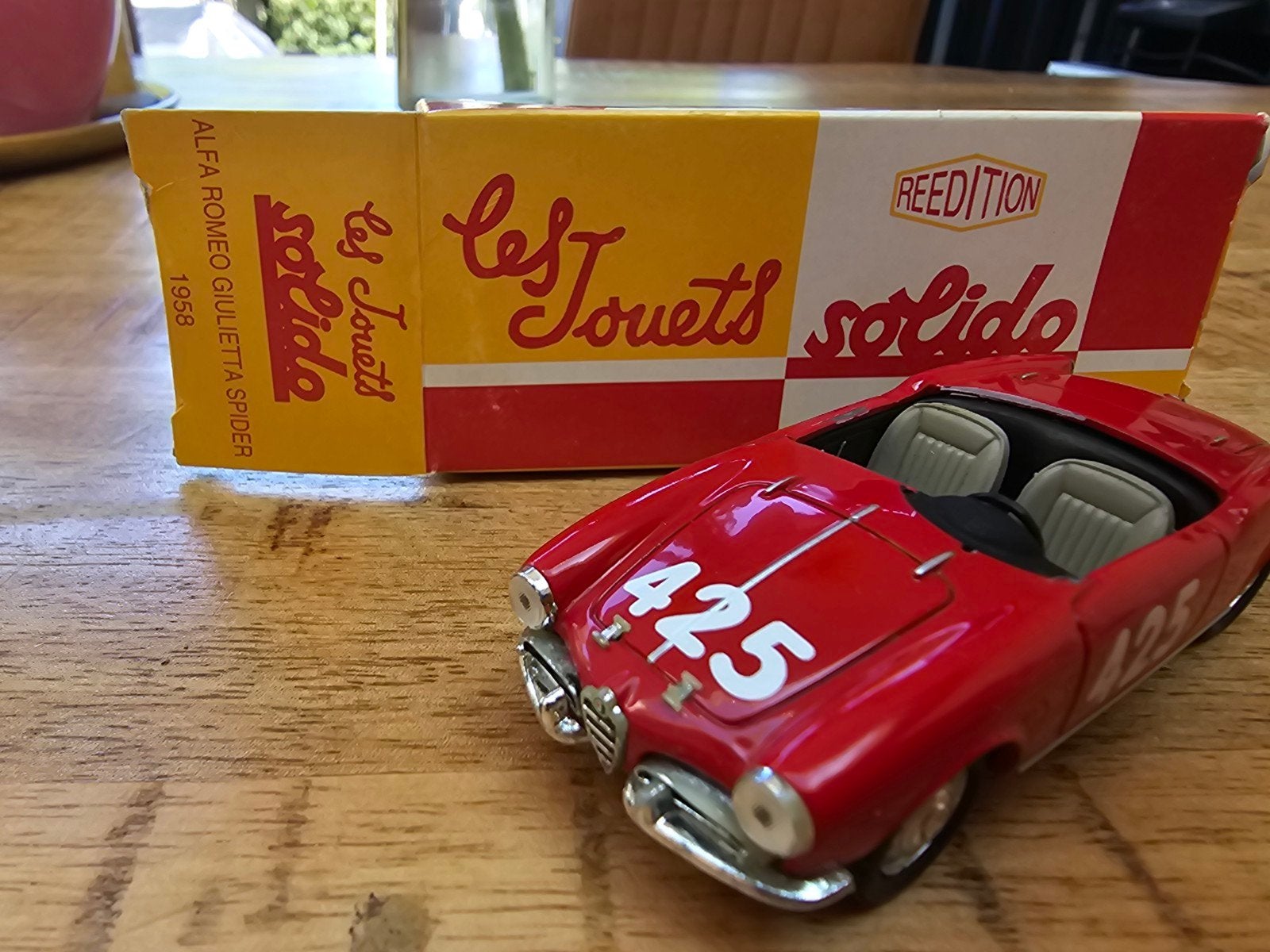 Solido Alfa Romeo Giulietta Spider 1958 - Reedition, Ophalen of Verzenden, Zo goed als nieuw, Auto, Solido