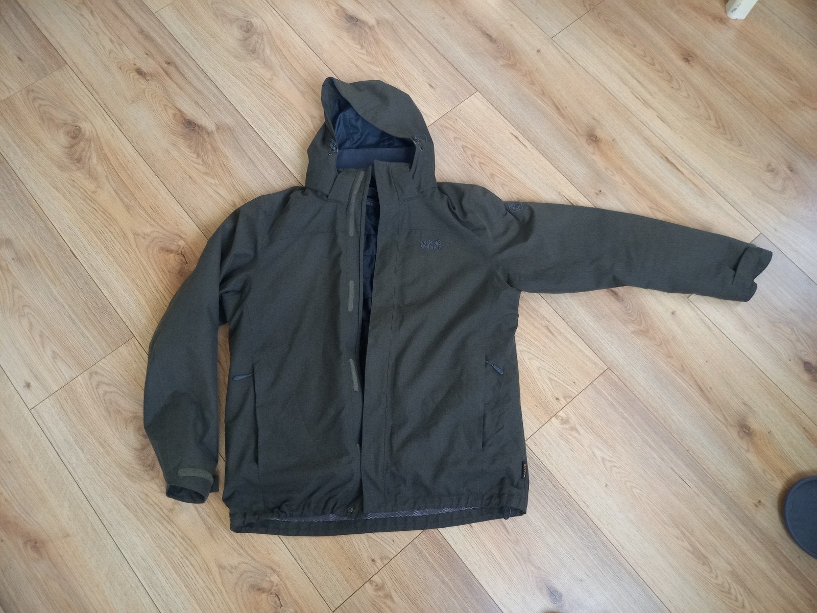 Jack Wolfskin 3 in 1 Winterjas Donker Groen

Zwarte binnenja, Kleding | Heren, Ophalen, Gedragen, Maat 52/54 (L), Jack Wolfskin
