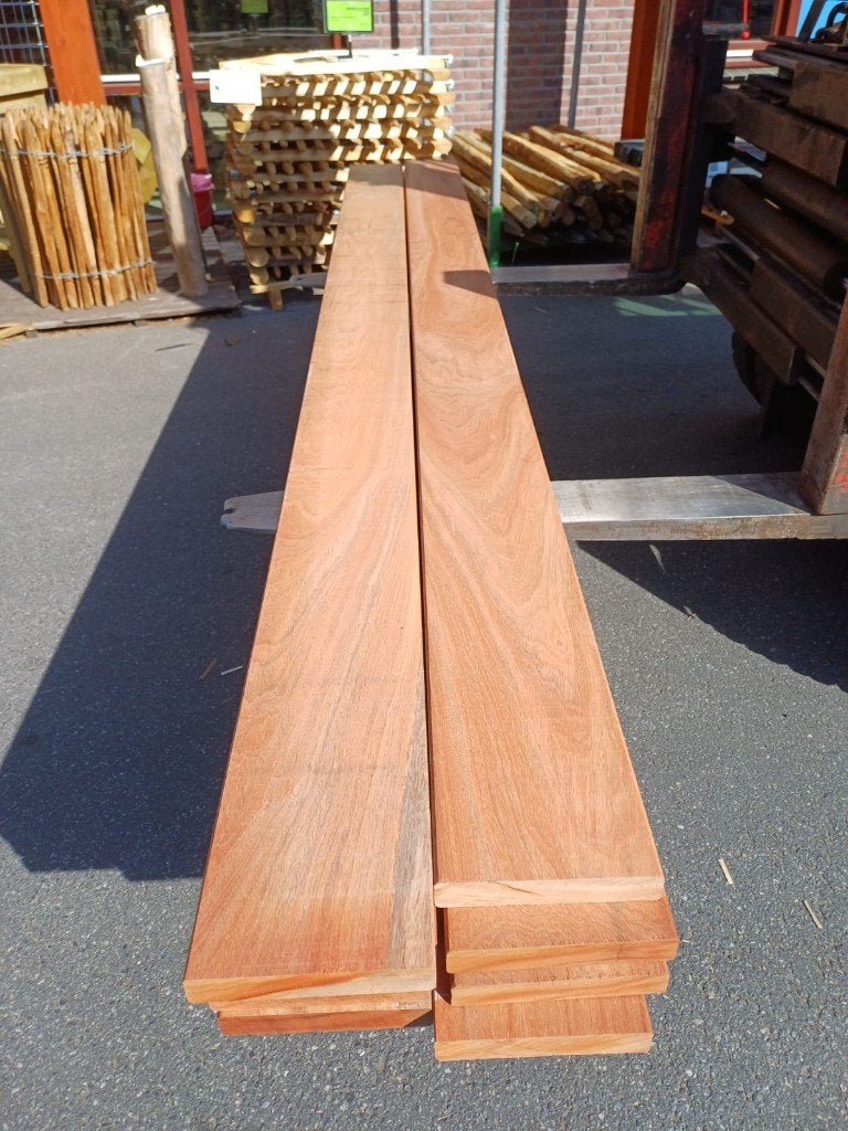 Hardhouten Tali vlonder plank 28x190 nr. 710, Tuin en Terras, Palen, Balken en Planken, Ophalen of Verzenden, 250 cm of meer, Planken