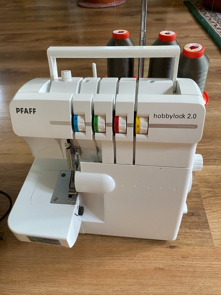 Lockmachine Pfaff Hobbylock 2.0, Ophalen, Zo goed als nieuw, Lockmachine, Pfaff