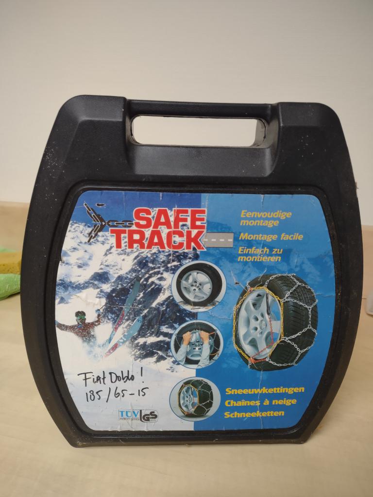 Een paar sneeuwkettingen auto | Safetrack 777, Ophalen of Verzenden, Zo goed als nieuw