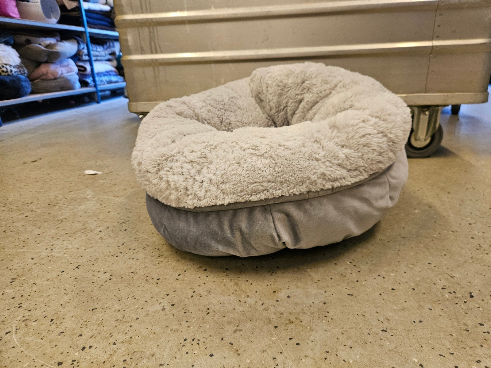 mandje, Dieren en Toebehoren, Kattenmanden, Ophalen of Verzenden