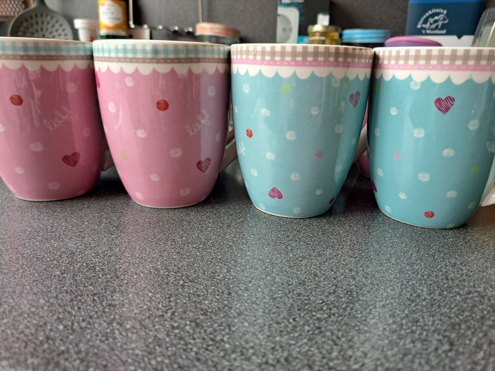 8 mokken van lief, Ophalen, Zo goed als nieuw, Overige stijlen, Kop(pen) en/of Schotel(s)
