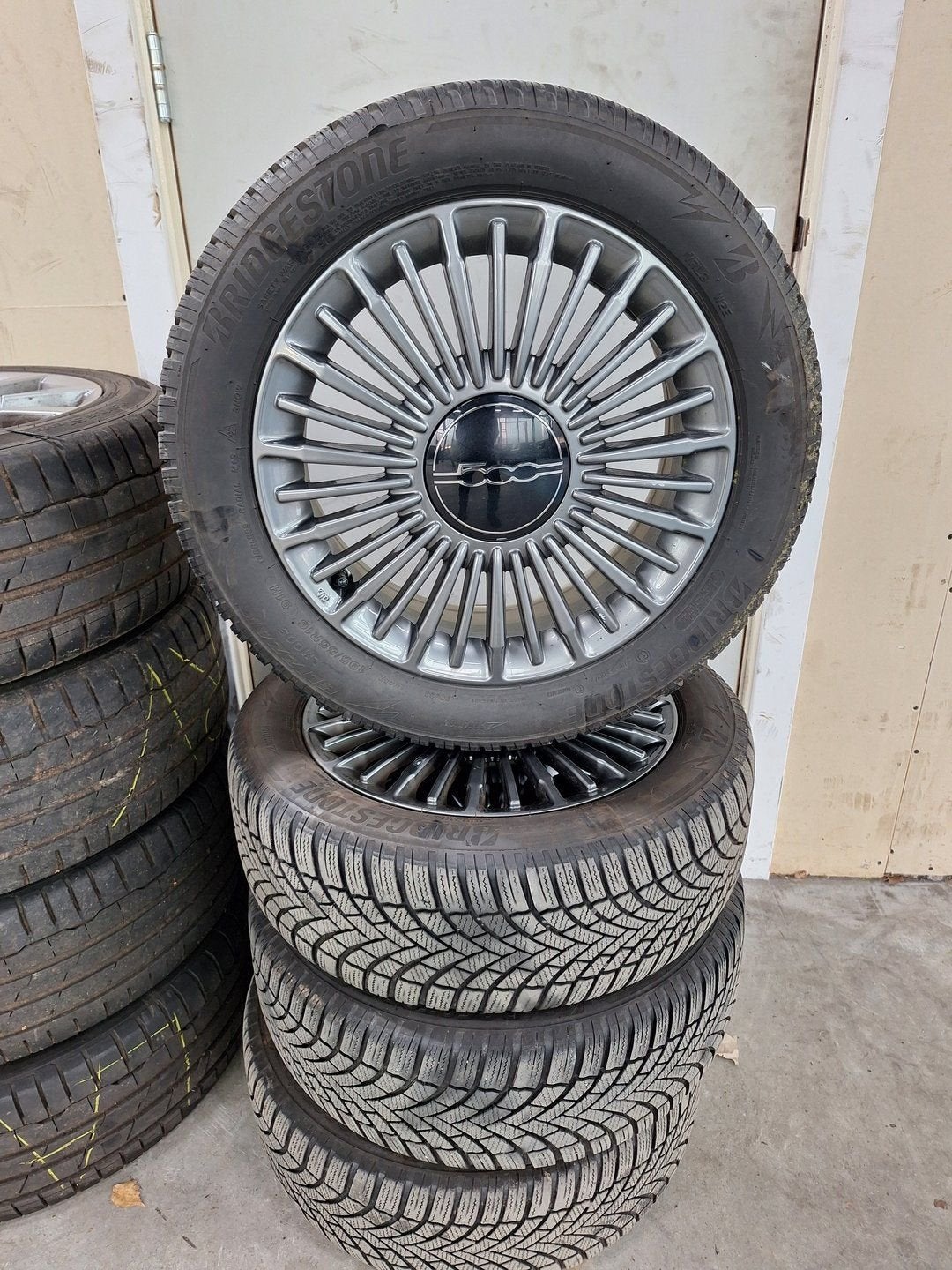 Fiat 500e Winterset 16 Inch Origineel, Ophalen, Gebruikt, -, Banden en Velgen