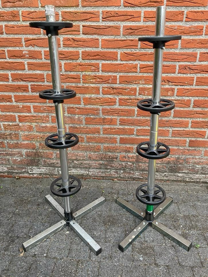 2 (of per stuk) bandenstandaards met 1x hoes, Ophalen of Verzenden, Gebruikt