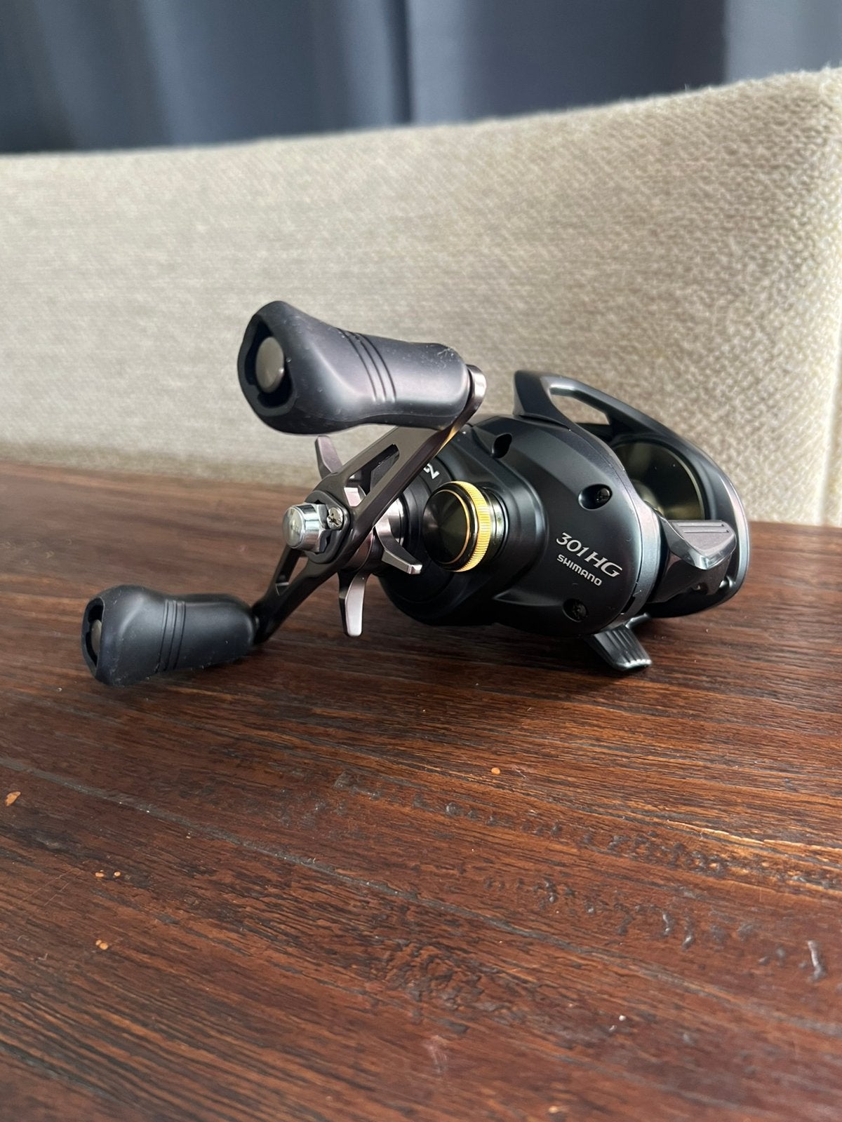 Shimano 301HG Baitcasting Reel - Zo goed als nieuw, Ophalen of Verzenden, Nieuw, Molen