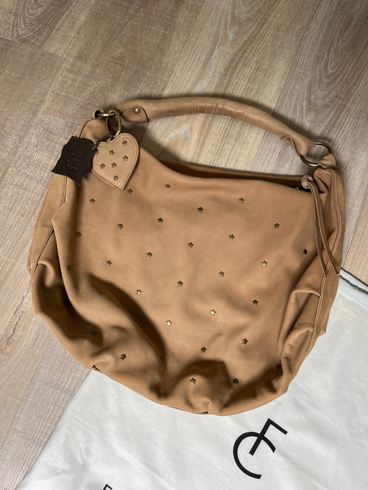 FAB Fabienne Chapot handtas dames | Suède leer met studs, Sieraden, Tassen en Uiterlijk, Ophalen of Verzenden, Zo goed als nieuw