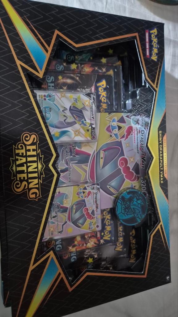 2x shining fates boxen 2x white flare etb, Ophalen of Verzenden, Nieuw, Boosterbox